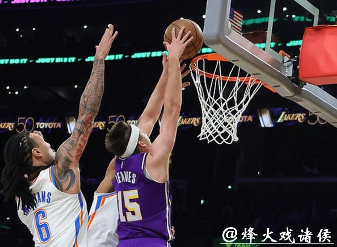 里夫斯第三节手感冰凉仅得2分